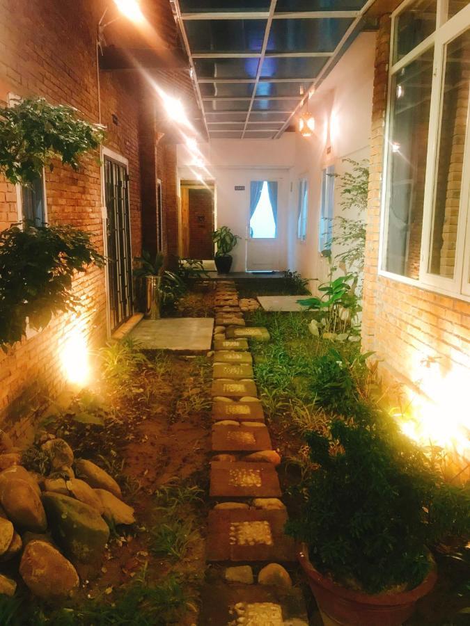 SPOT ON 957 Hue Corner Hostel Exterior foto