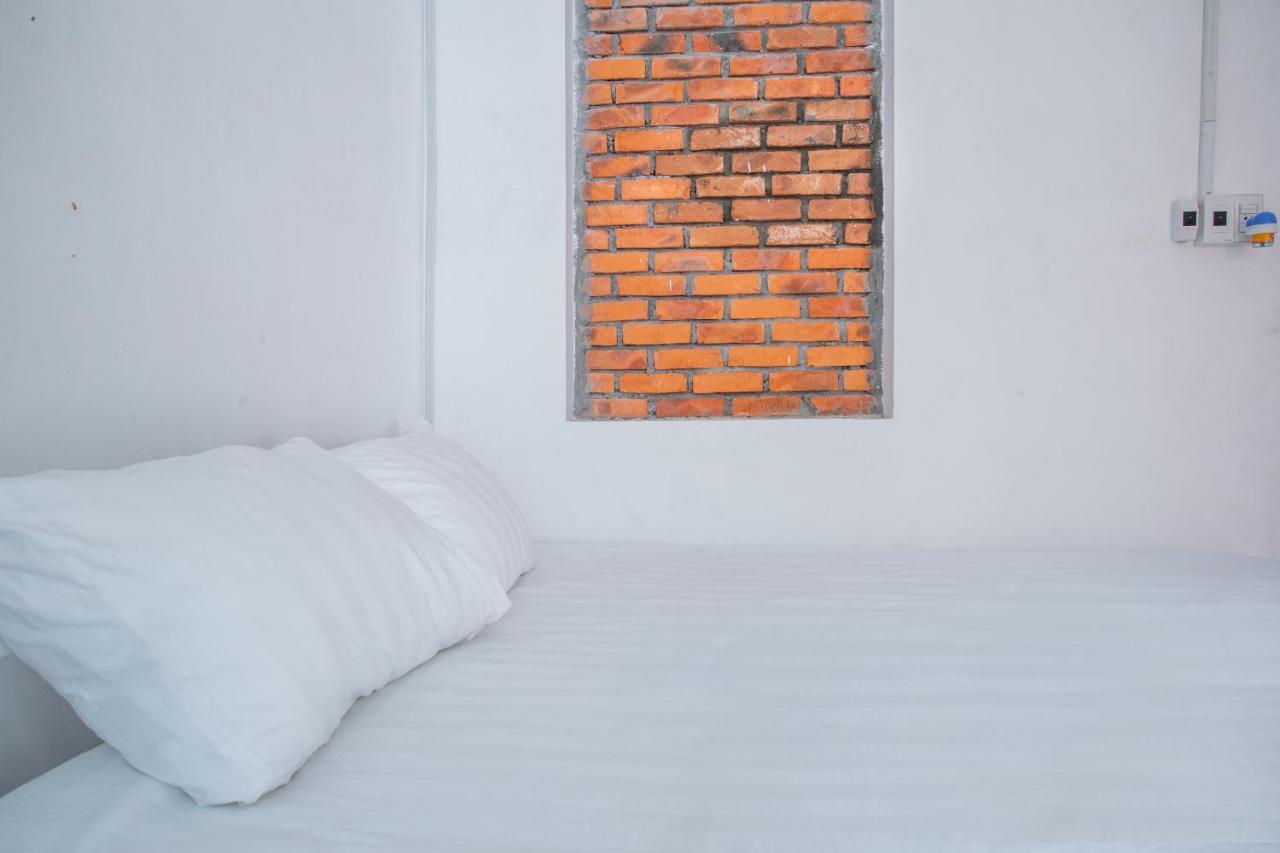 SPOT ON 957 Hue Corner Hostel Exterior foto